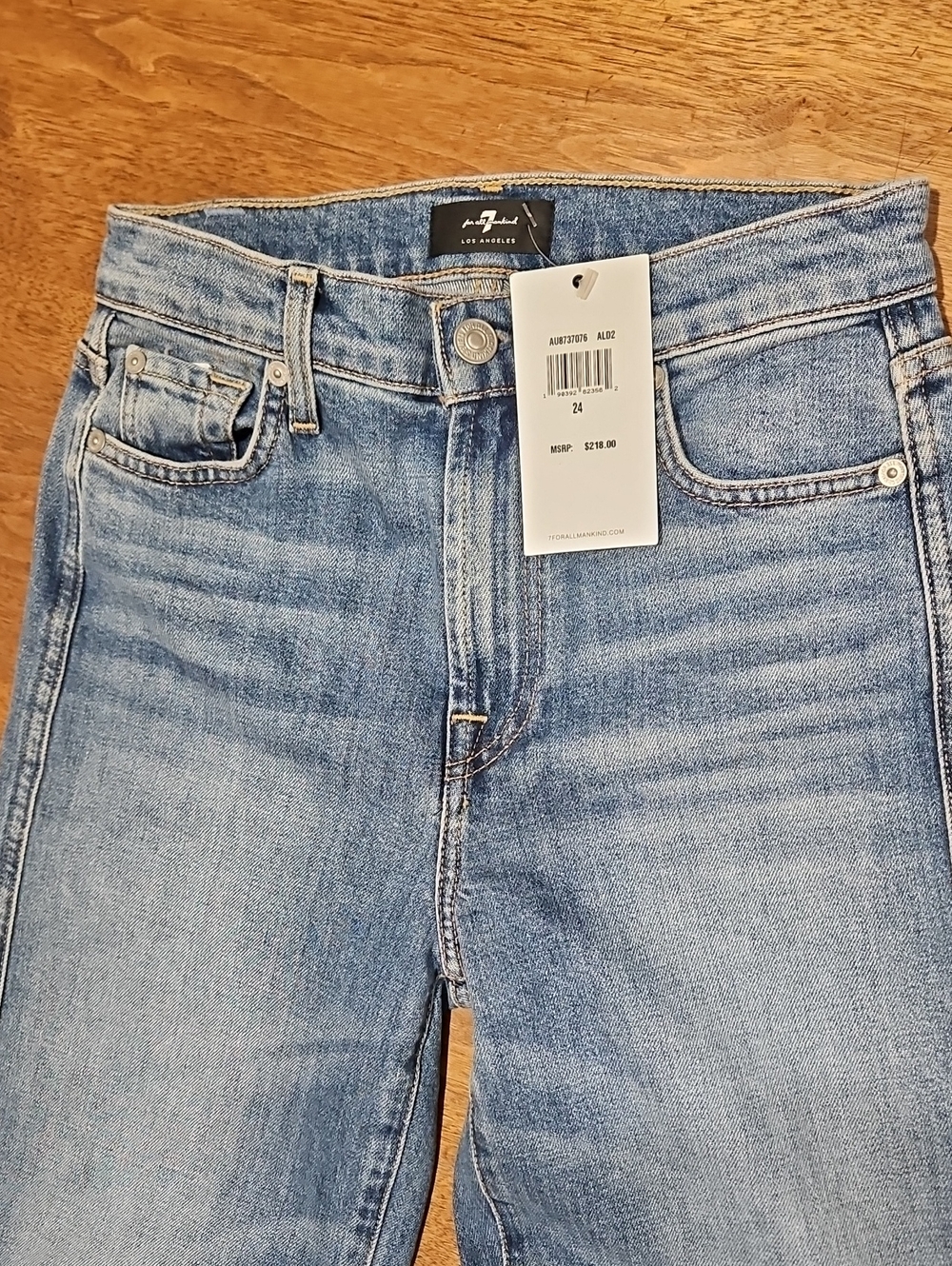 7 For All Mankind Women’s High Waisted Cropped Straight Jeans